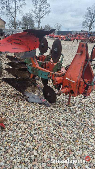 Pług 3 skiby kverneland obrotowy Nowa Karczma