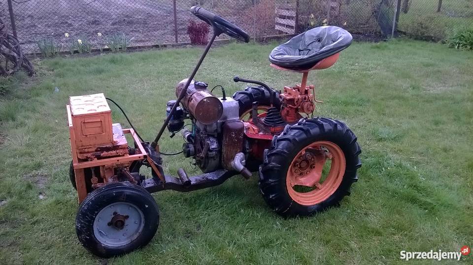 Traktorek DZIK Skierniewice