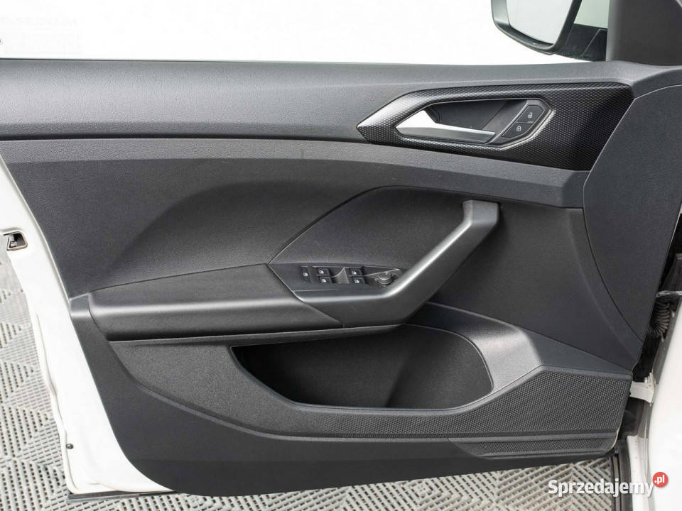 Volkswagen TCross 10 TSI 110 LIFE Podgrzf Czpark Pępowo
