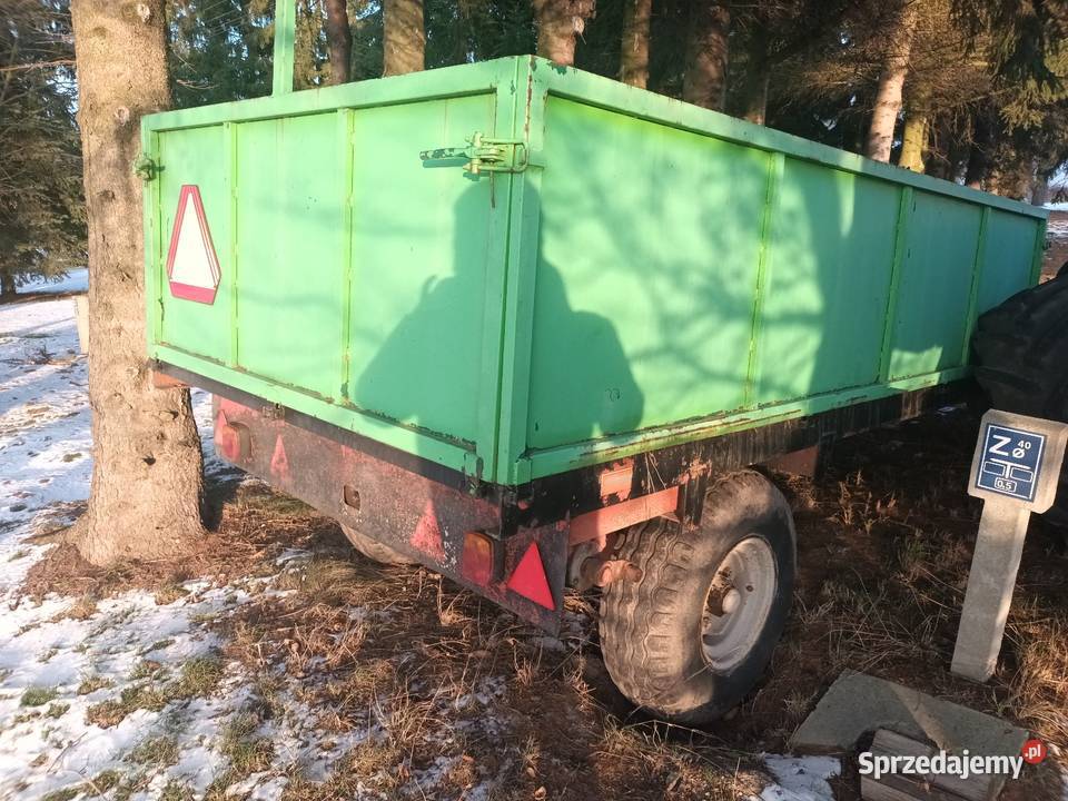 Przyczepa jednoosiowa rozrzutnik 35t Modryń