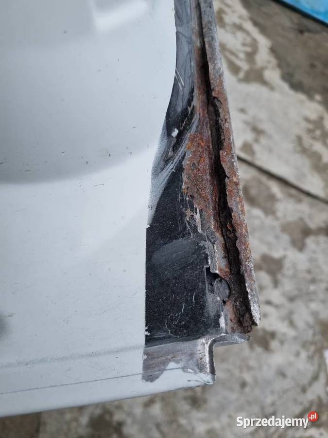 BMW 8 E31 840Ci 850Ci drzwi prawe osobowe Sokolniki-Las sprzedam