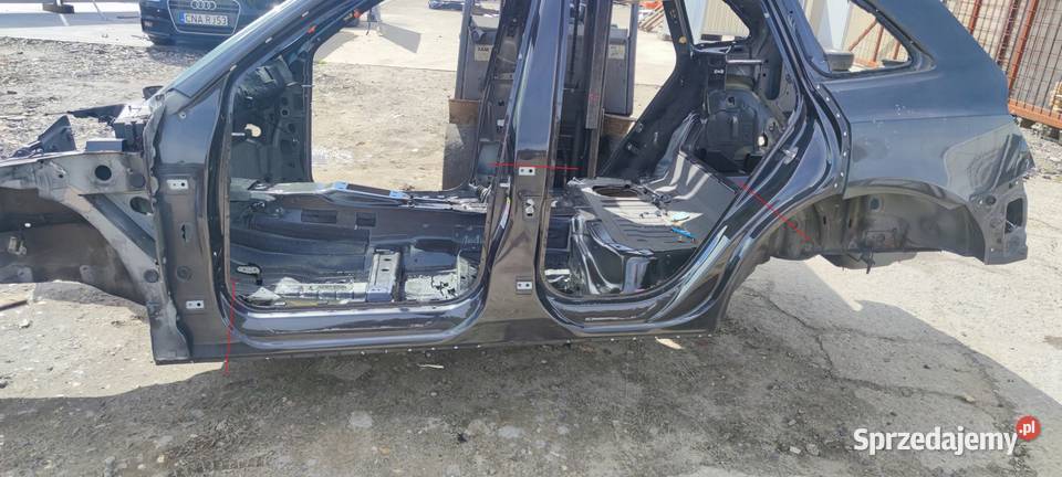 ĆWIARTKA PRÓG BOK LEWA STRONA AUDI Q5 8R LZ7L Przystajń