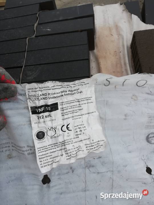 Cegła pełna Roben kolor Antracyt