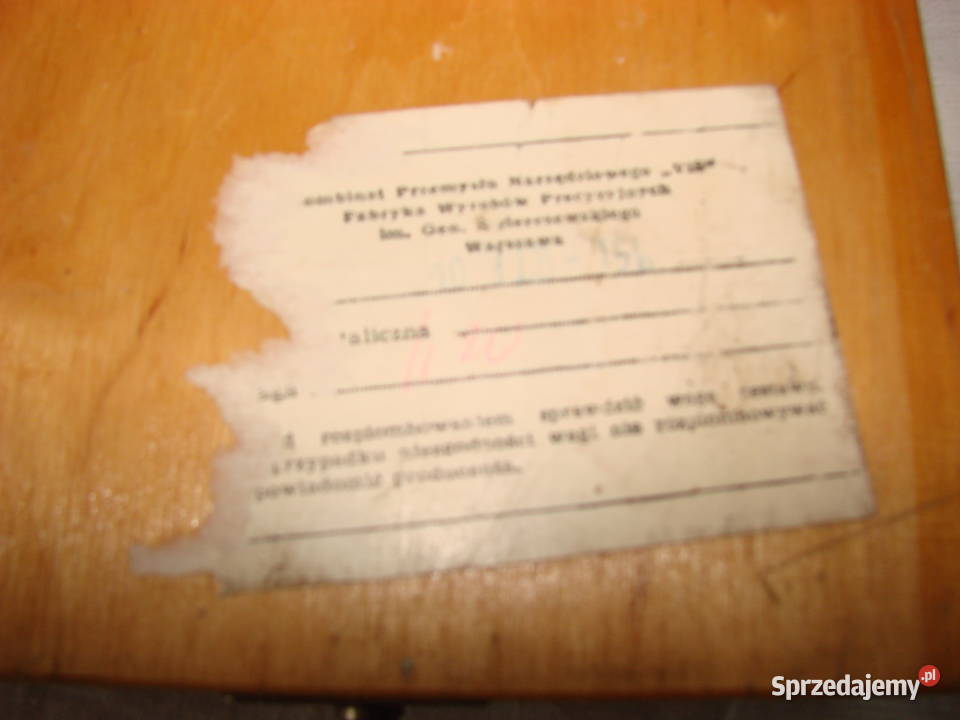 skrzynka na gwintowniki narzynki itp PRL Pruszcz Gdański