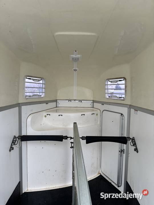 Przyczepa do przewozu 2 koni śląskie