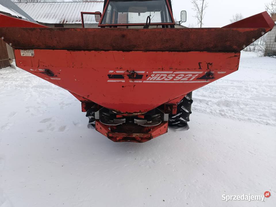 Rozsiewacz Kuhn 921 sprawny Mońki