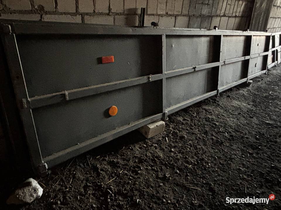 Burty do przyczepy Janów Lubelski