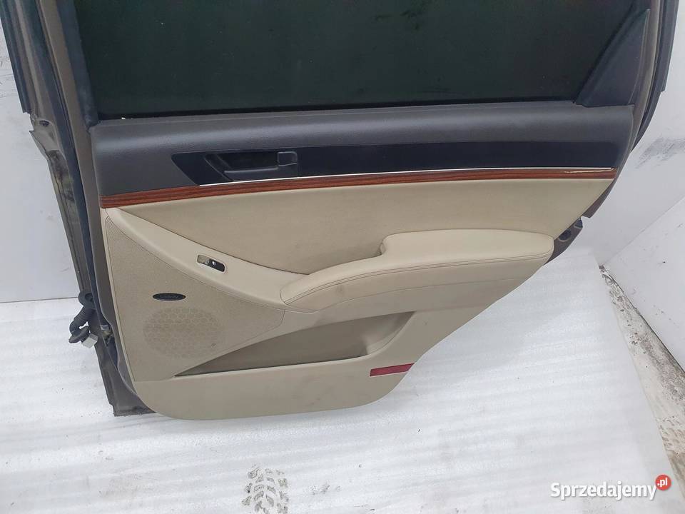 DRZWI KOMPLETNE PRAWY TYŁ HYUNDAI IX55