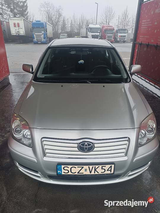 Toyota Avensis 18 benzyna hatchback Koniecpol