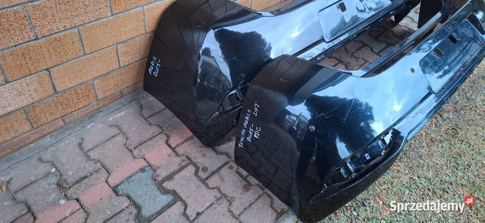 Toyota Auris zderzak tył Sandomierz