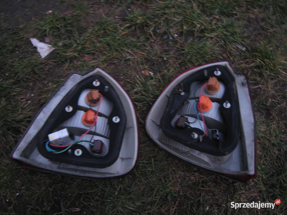 Lampa tylna prawa lewa Mitsubishi Carisma lift małopolskie Kraków