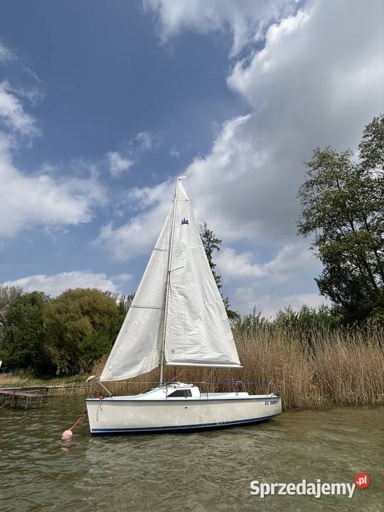 Jacht Micro Flyer 585 komplet z przyczepą super wielkopolskie Poznań sprzedam