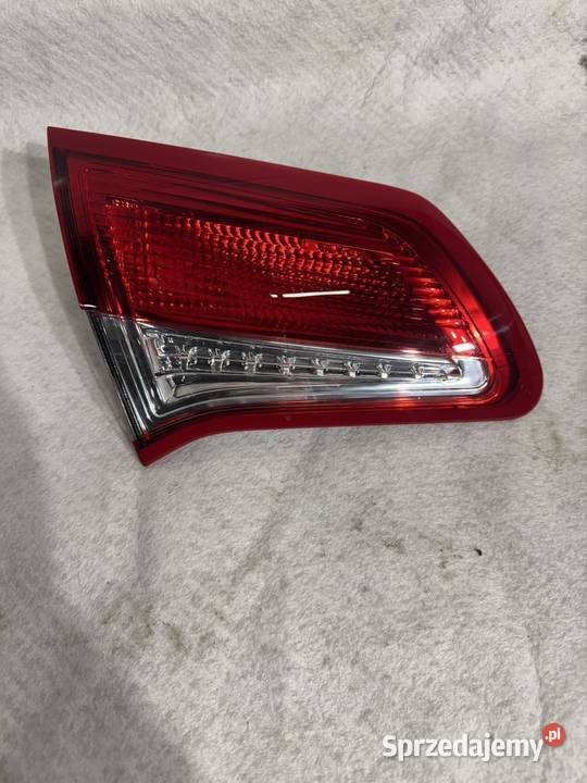 Lampa odblask lewa w klapę Citroen C4 B7 II Jasienica