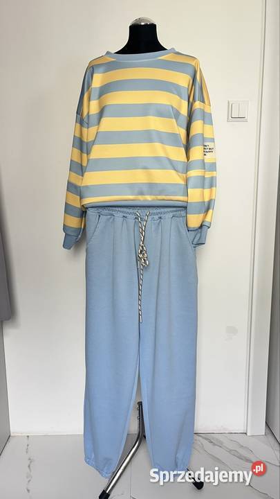 Dres masełko w paski niebiesko żółty Odzież sportowa sprzedam