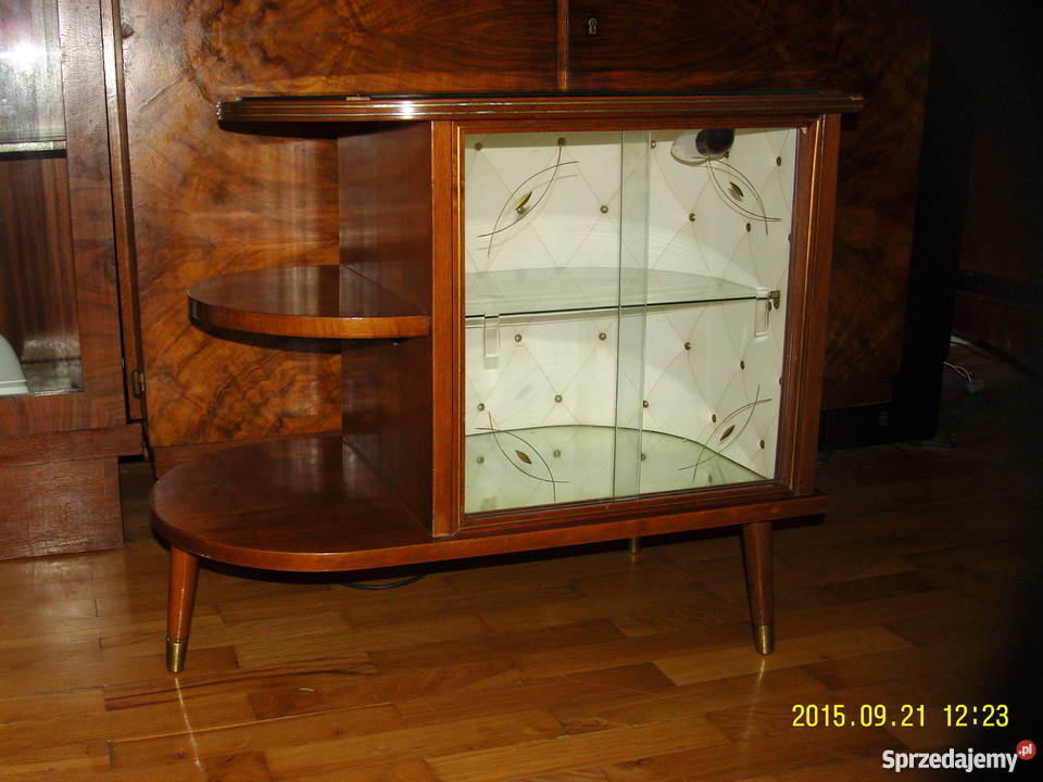 Szafkabarek podświetlany tapicerowany 100 PRL