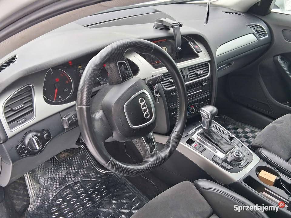 Audi A4 B8 2010 Potworów