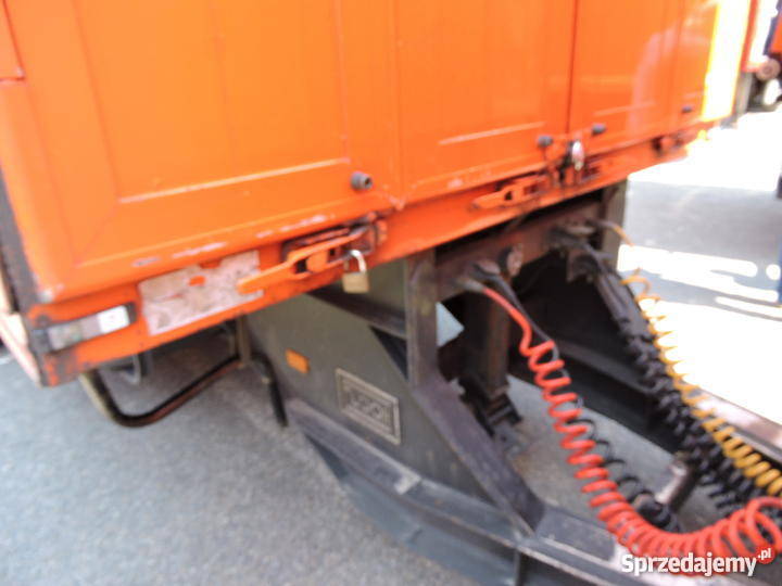 Tandem Scania P310 izoterma z windą 3 t z radio / CD Izotermy małopolskie Myślenice