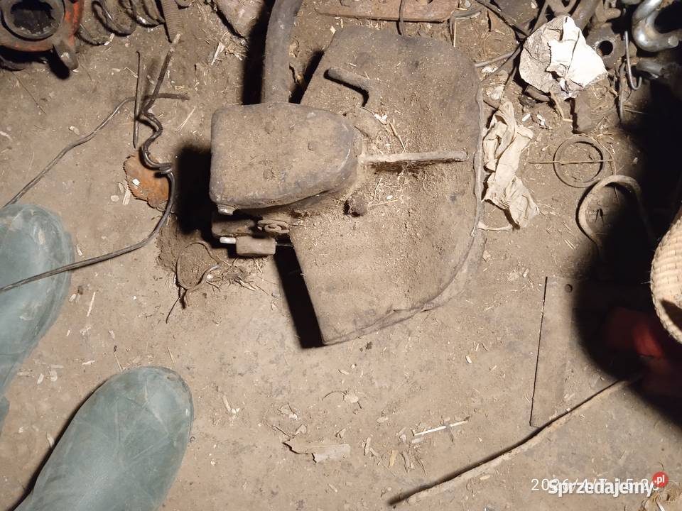 Zaczep tylny do przyczepy Latyczyn