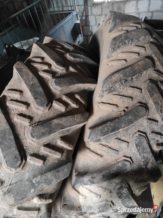 Opona 136R38 radial Iwaniska sprzedam