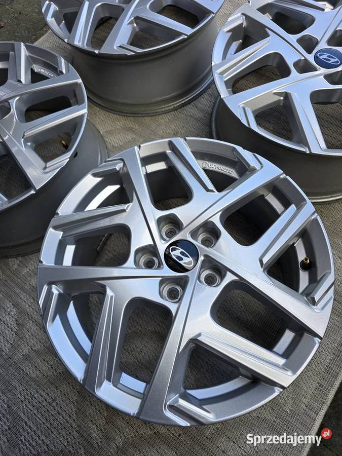 Oryginalne felgi Hyundai Kia R17 17 Kona Sierpc sprzedam