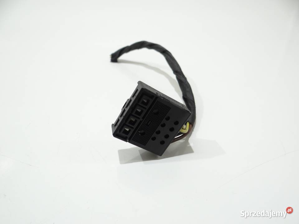 KOSTKA LAMPY W KLAPĘ BAGAŻNIKA BMW E61 LCI Lampy tylne