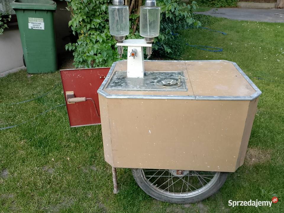 Saturator wózkowy sprzedam PRL woda sodowa 1982 sprzedam