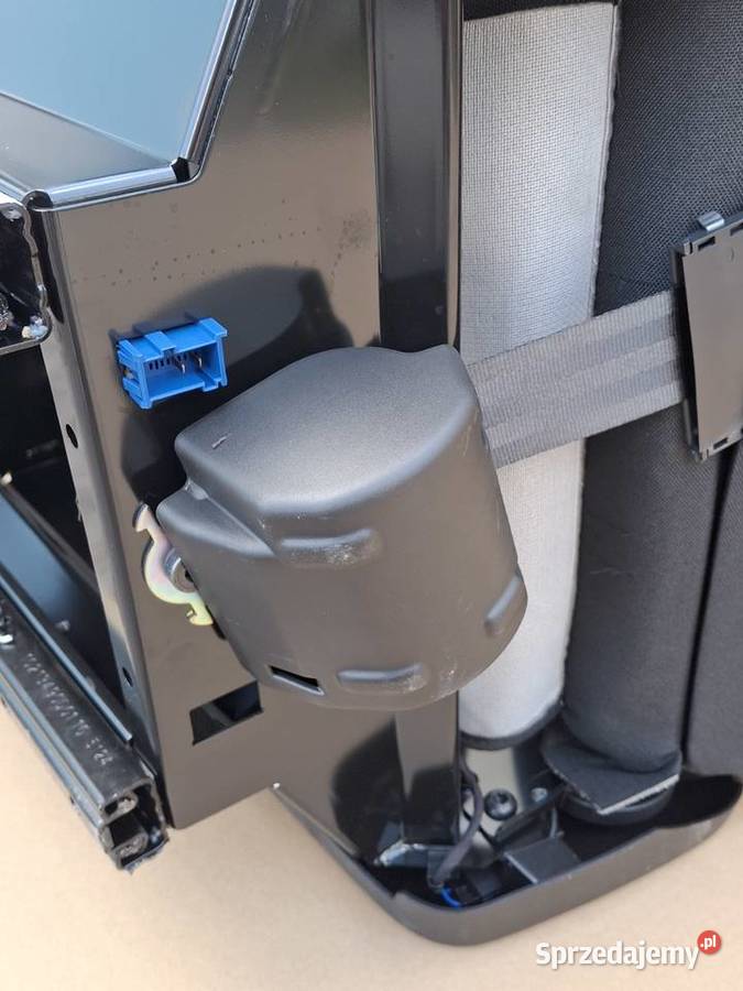 IVECO SWAY SWAY FOTEL KIEROWCY LEWY IDEALNY lubuskie Bieleń sprzedam