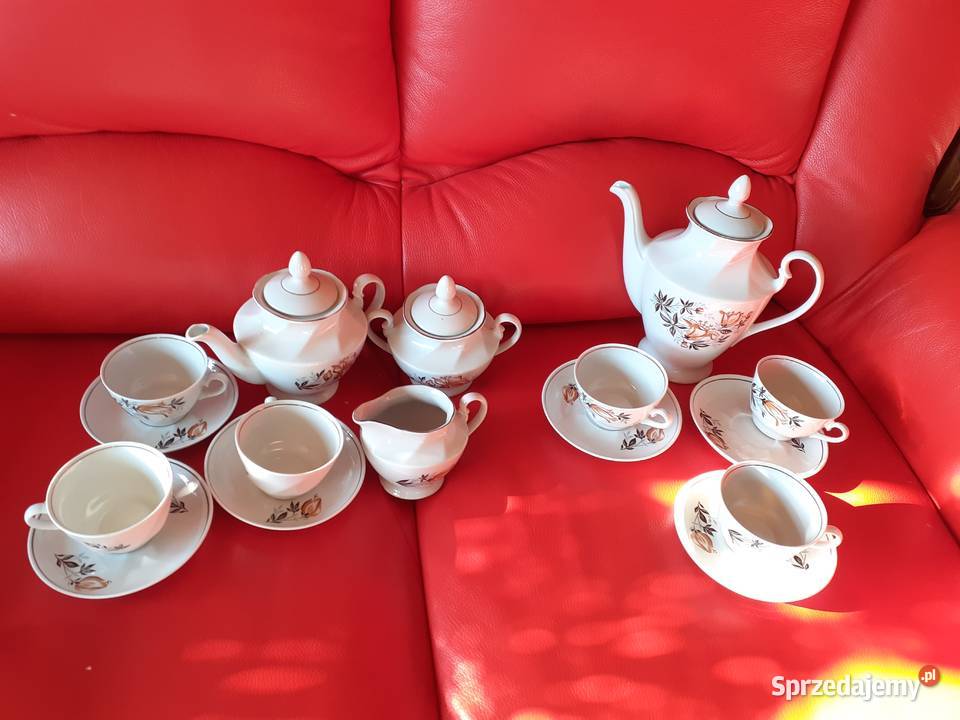 Serwis porcelanowy sygnowany dwa dzbanki odcienie brązowego mazowieckie Warszawa