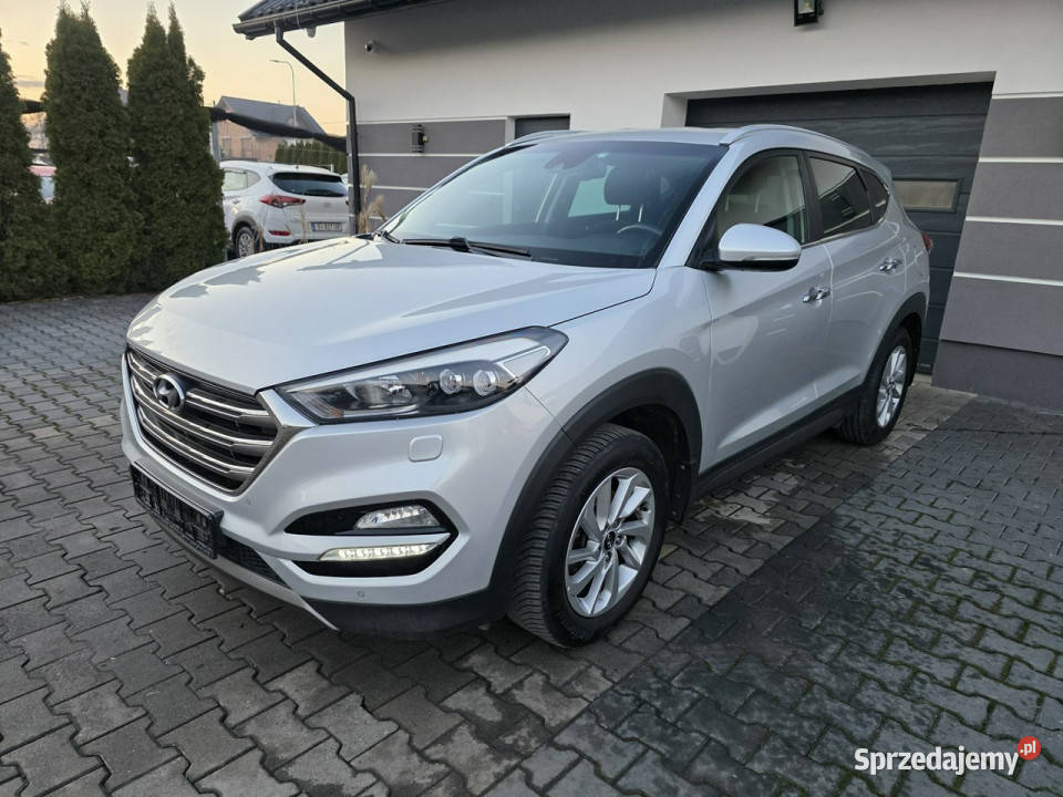 Hyundai Tucson manualbezwypadkowykamera małopolskie Żabno