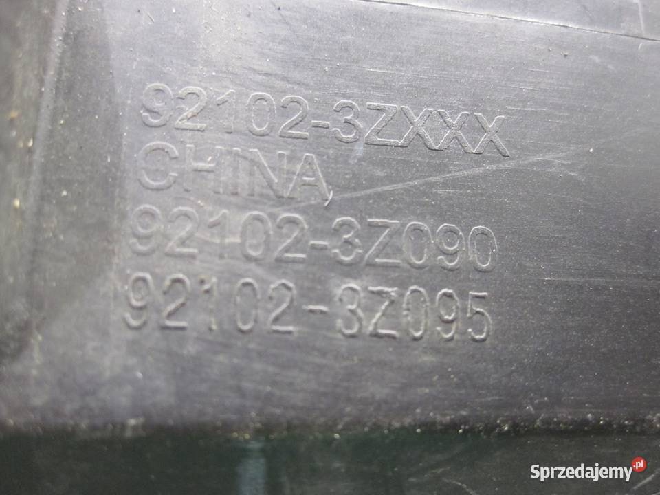 HYUNDAI i40 13r lampa prawa przód 921023ZXXX osobowe sprzedam