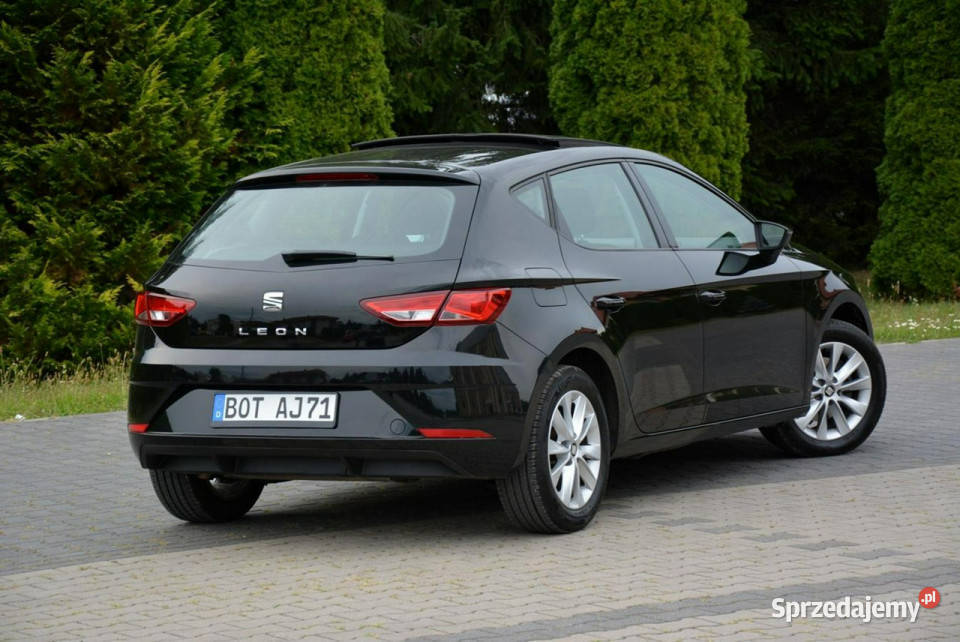 Seat Leon Led Beats Panorama Navi FrontAssist szyberdach Leon Ostrów Mazowiecka