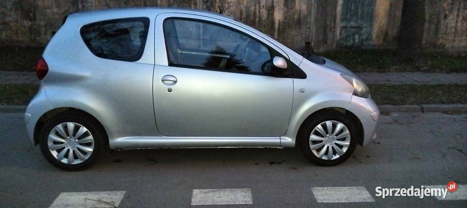 TOYOTA Aygo z klimatyzacją elektryczne szyby Aygo Zgierz