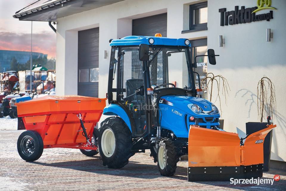 LS Tractor XJ25 HST 4x4 244 CAB pług do śniegu Tajęcina