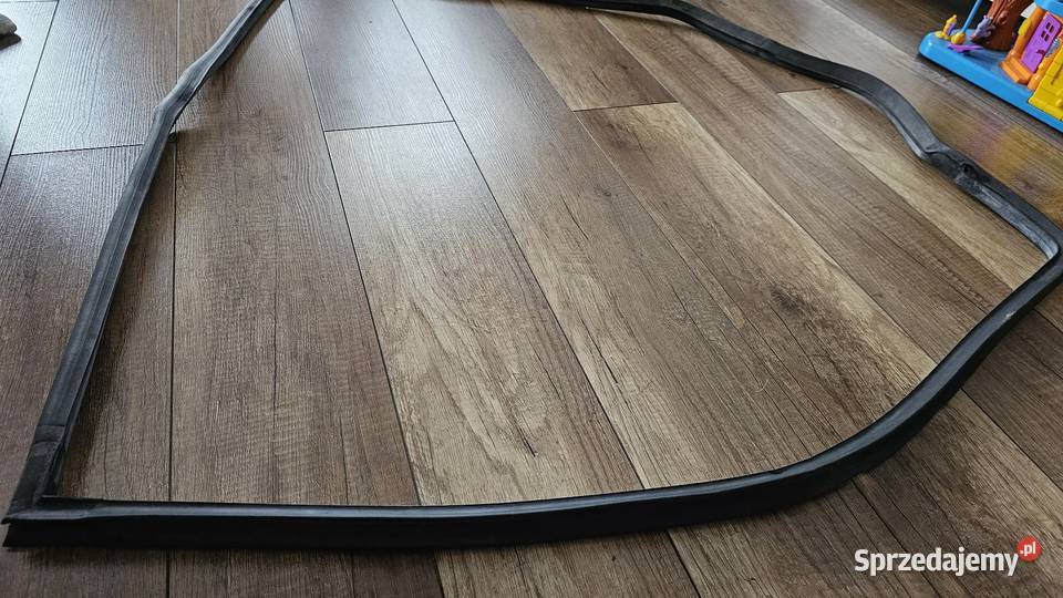 uszczelka drzwi tylnych lewych bmw e23 Mińsk Mazowiecki sprzedam