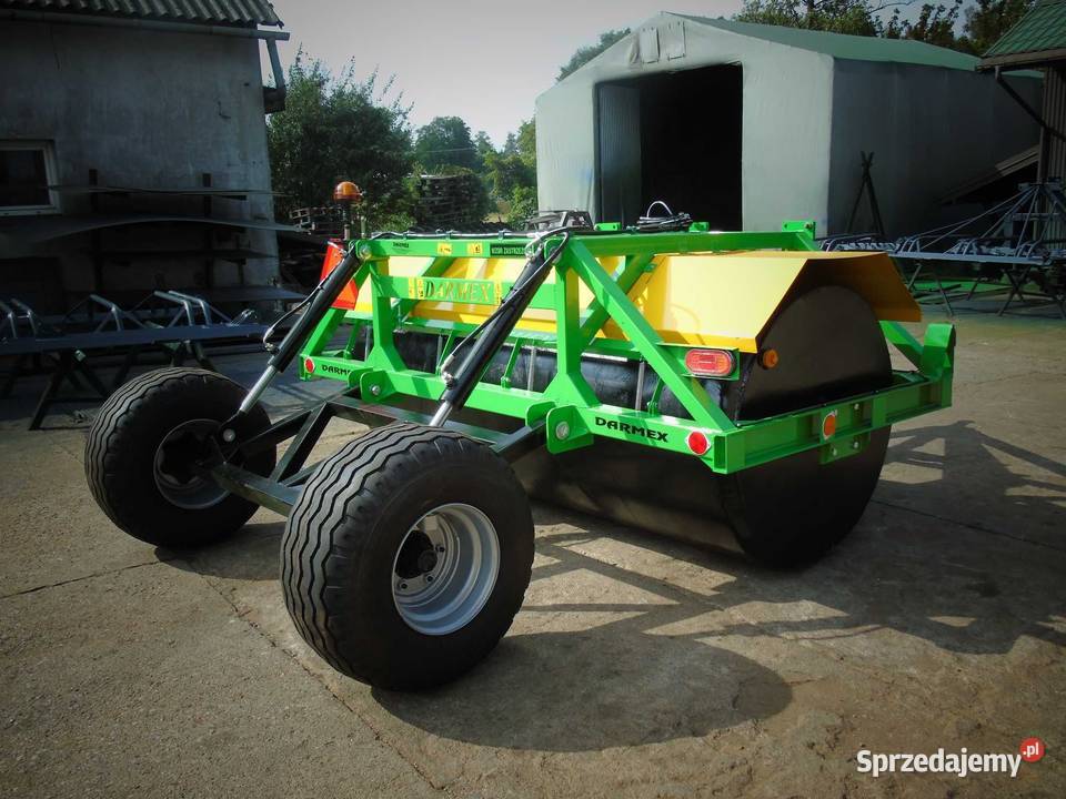 Wał łąkowy walec drogowy 15m do 4 m DARMEX Barszcze
