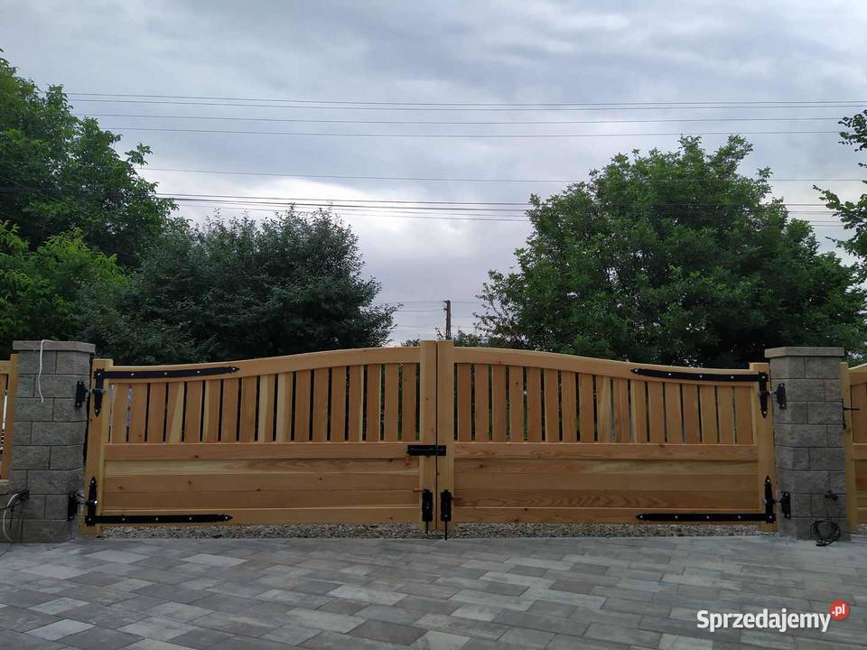 Brama drewniana model B1 Stanpor skrzydłowa Ogrodzenia i bramy Ogrodzenia i bramy Stalowa Wola