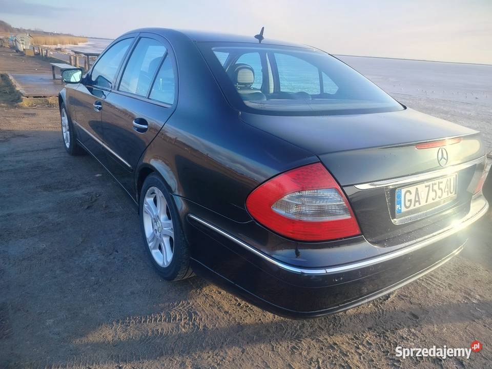 Mercedes e klasa 211 benzyna gaz Rumia sprzedam