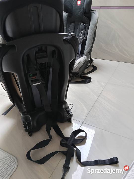 Foteliki samochodowe lionelo Turowola