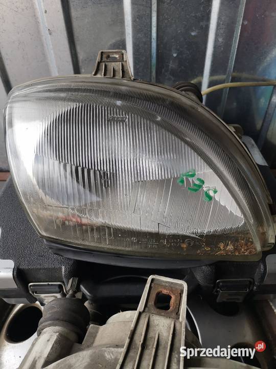Lampy przód fiat Seicento Oświetlenie Części samochodowe Czerwionka-Leszczyny sprzedam