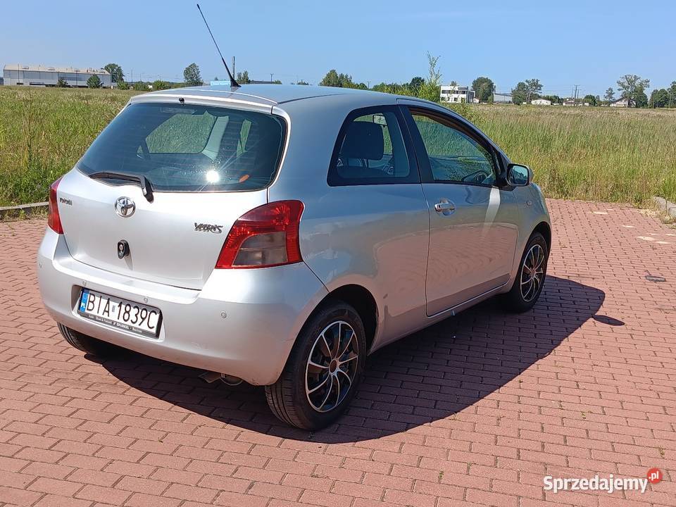 Toyota Yaris 13 benzyna Yaris sprzedam