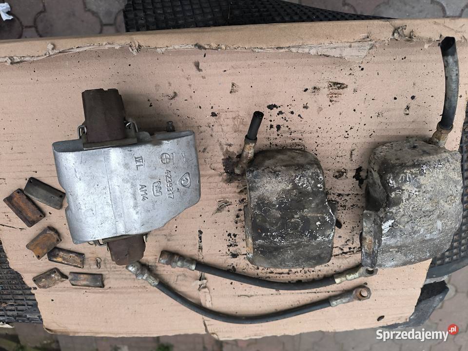 Polonez FSO fiat 125 zaciski hamulcowe L i P Stalowa Wola sprzedam