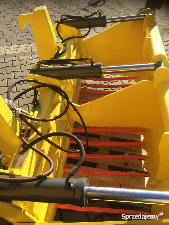 Hydrauliczny chwytak do kiszonek krokodyl JCB Suchoraba