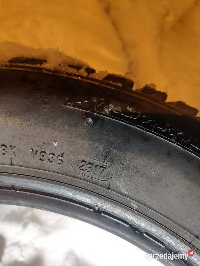4 Opony zimowe 205 55 r16 Pirelli Winter Samochodowe sprzedam