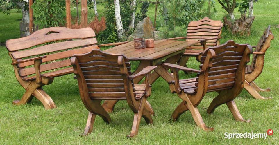 Drewniane meble ogrodowe wygodnie wyprofilowane Warszawa