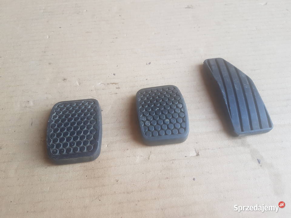 Suzuki Ignis FH 0003 gumki nakładki na pedały dolnośląskie sprzedam