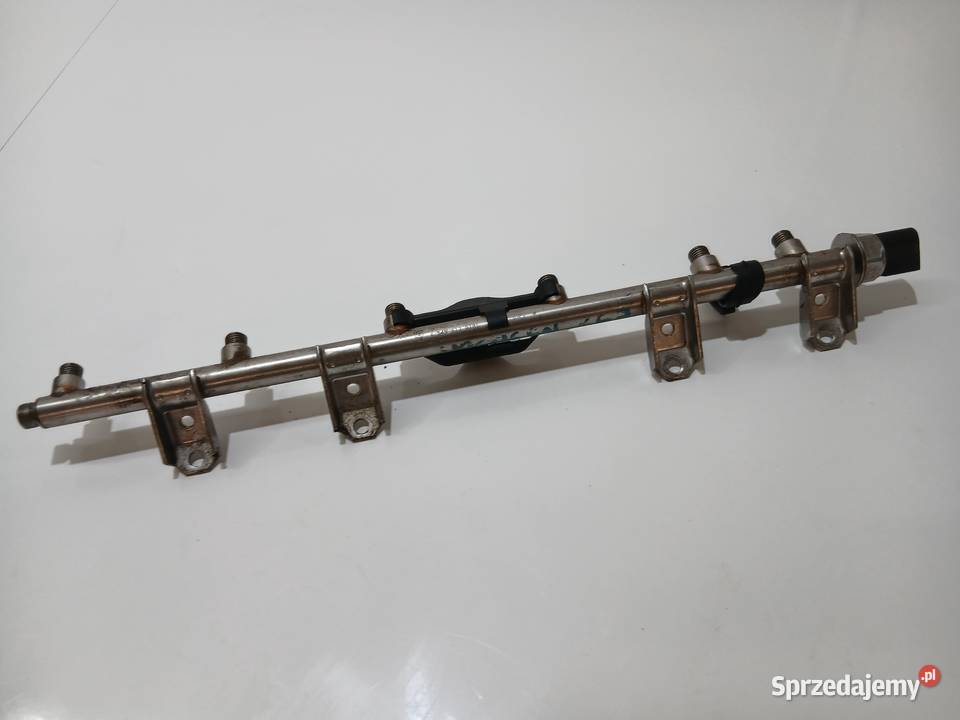 LISTWA WTRYSKOWA BMW E93 N53 4549612 Strzyżewice sprzedam