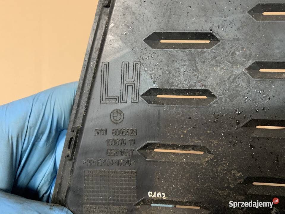 8063423 pokrywa kratki zderzaka bmw 5 g30 g31