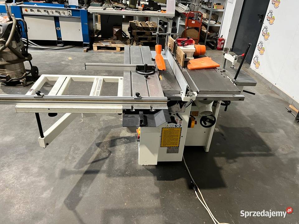 Maszyna wieloczynnościowa RM Group 300 Juszczyn