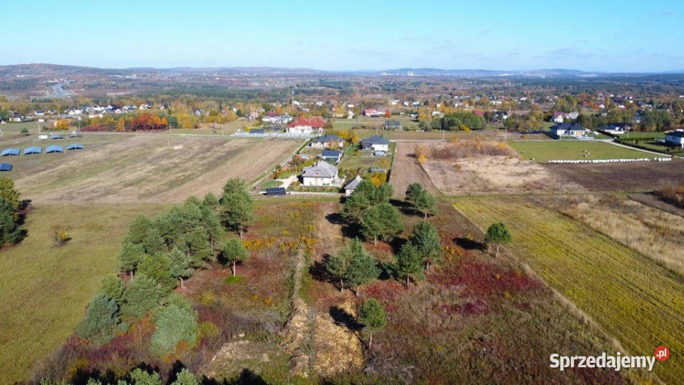 Działka 1071m2 Chęciny 27m