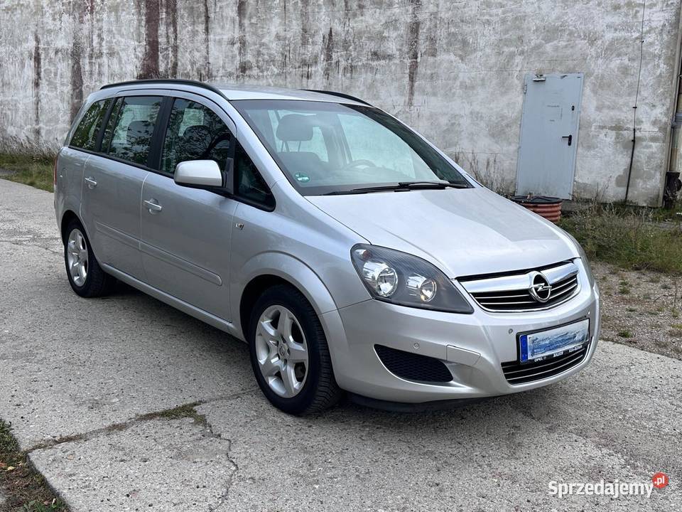 Opel Zafira 16 109 t 2013 nieuszkodzony Jastrowie